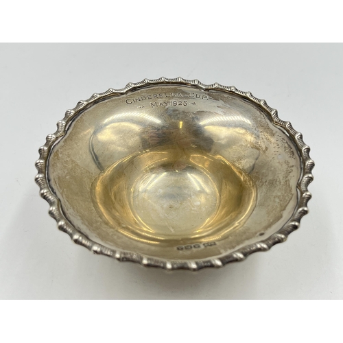 2269 - A 1921 Mappin & Webb hallmarked Sheffield silver bon bon dish - approx. gross weight 64g