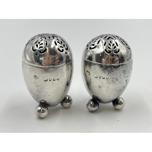 2275 - A pair of Victorian George Fox hallmarked London silver salt and pepper cellars, dated 1871 - approx... 