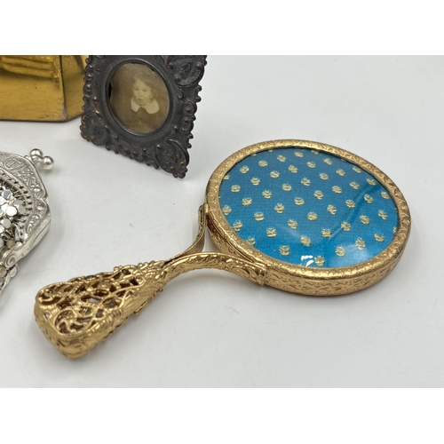 2350 - A collection of items to include millefiori and gilt metal pill box, white metal and agate pill box,... 