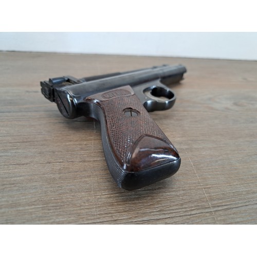 590 - A vintage boxed Webley & Scott Senior Model air pistol