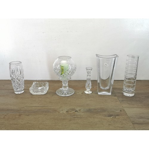 302 - Six pieces of glassware to include Galway vase etc.