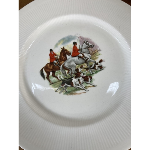 297 - A collection of Sheriden pheasant pattern fine bone china to include lidded tureen, gravy boat, teap... 