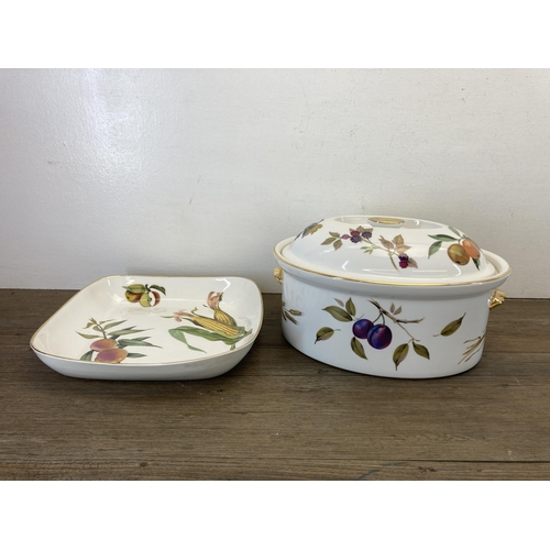 317 - A collection of Royal Worcester Evesham china to include four lidded tureens, ramekins etc.