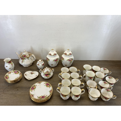 329 - A collection of Royal Albert Old Country Roses fine bone china