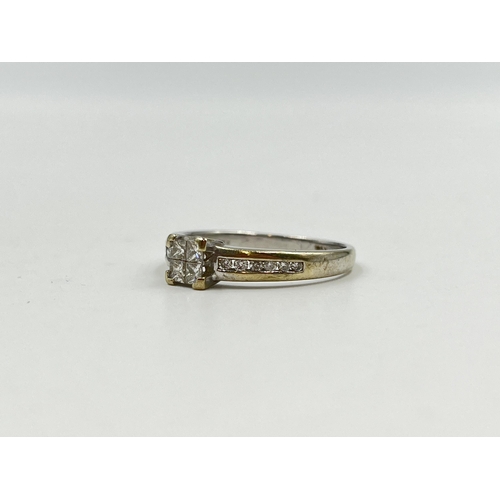 2152 - A hallmarked 18ct white gold and .050ct diamond ring - approx. gross weight 3.61g