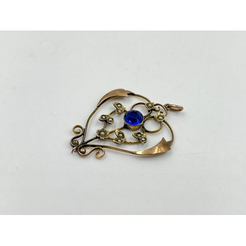 2156 - An Art Nouveau 9ct gold blue paste and seed pearl lavalier pendant - approx. gross weight 2.5g