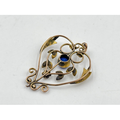 2156 - An Art Nouveau 9ct gold blue paste and seed pearl lavalier pendant - approx. gross weight 2.5g