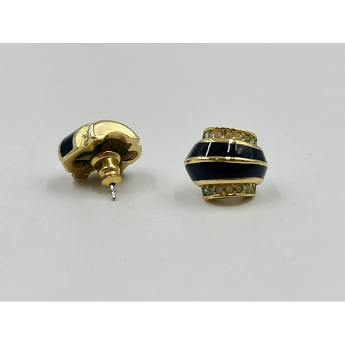 A boxed Christian Dior Bijoux necklace and earrings set