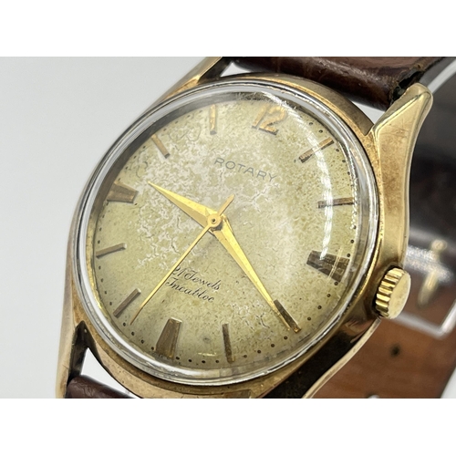 A mid 20th century Rotary 9ct gold cased mechanical 34mm men's wristwatch