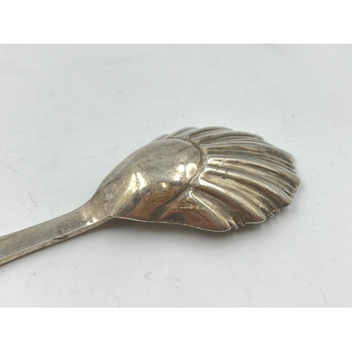 2284 - An Edwardian Thomas Bradbury & Sons Ltd hallmarked London silver caddy spoon, dated 1909 - approx. g... 