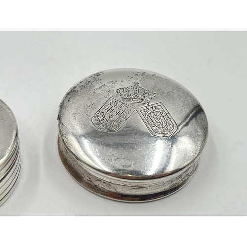 2291 - Two hallmarked sterling silver trinket boxes - approx. gross weight 58g