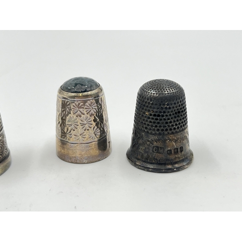 2295 - Nine hallmarked sterling silver thimbles to include Charles Horner etc. - approx. gross weight 34g