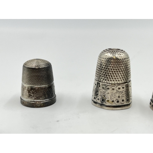 2295 - Nine hallmarked sterling silver thimbles to include Charles Horner etc. - approx. gross weight 34g