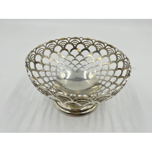 2299 - A George V Mappin & Webb hallmarked Sheffield silver bon bon dish, dated 1935 - approx. gross weight... 