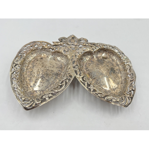 2312 - A Victorian hallmarked Birmingham silver double trinket dish, dated 1893 - approx. gross weight 38g ... 