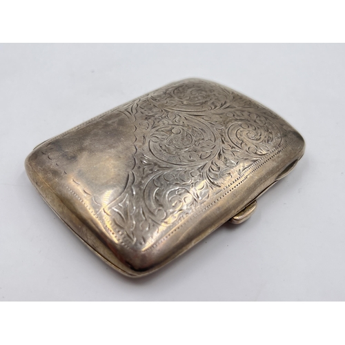 2322 - An Edwardian Robert Pringle & Sons hallmarked Birmingham silver cigarette case, dated 1904 - approx.... 