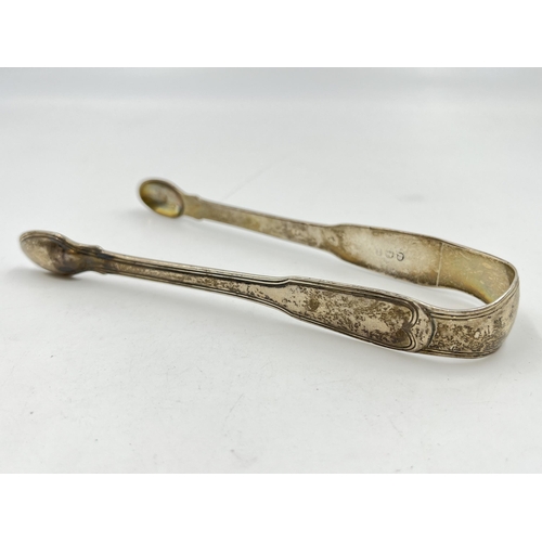 2334 - A pair of George III William Eley & William Fearn hallmarked London silver sugar tongs, dated 1804 -... 