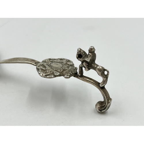 2337 - A Victorian Samuel Boyce (or Boaz) Landeck hallmarked London silver caddy spoon - approx. gross weig... 