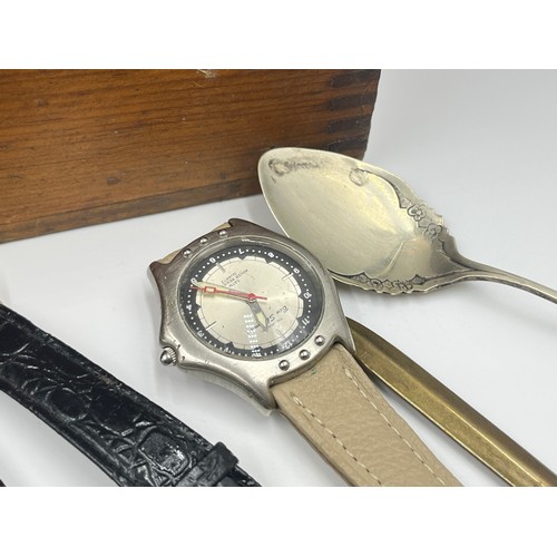 2385 - A collection of items to include mid 20th century Timex mechanical wristwatch, mid 20th century Inge... 