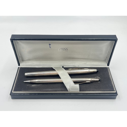 2347 - A boxed Cross .925 silver fountain pen and pencil set - approx. gross weight 37g