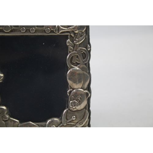 2153 - An R Carr Ltd. hallmarked Sheffield sterling silver photo frame - approx. gross weight 115g and 11.3... 