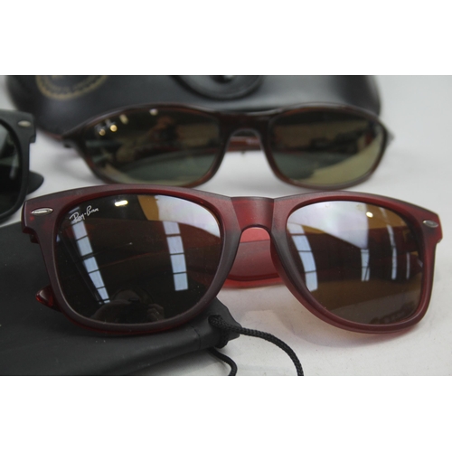 2180 - Three pairs of cased Ray-Ban sunglasses