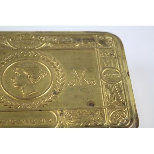 2195 - A WWI brass Princess Mary Christmas tin