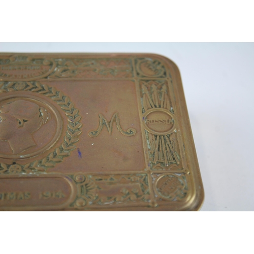 2196 - A WWI brass Princess Mary Christmas tin