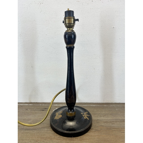 521 - A 19th century style chinoiserie table lamp - approx. 33cm high