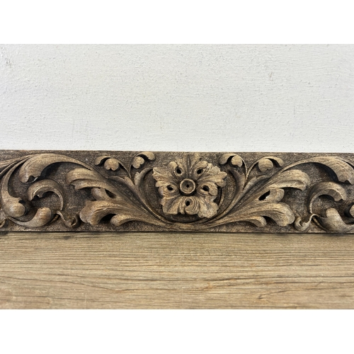 542 - A 19th century carved oak panel - approx. 73cm long x 8.5cm wide