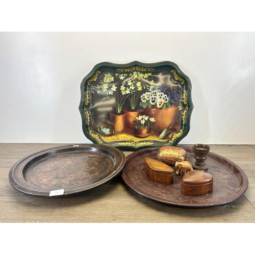 552 - Eight items to include carved oak circular vintage tray - approx. 43cm in diameter, 19th century Pap... 