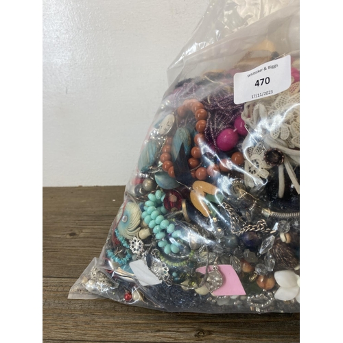 470 - Approx. 10kgs of assorted costume jewellery