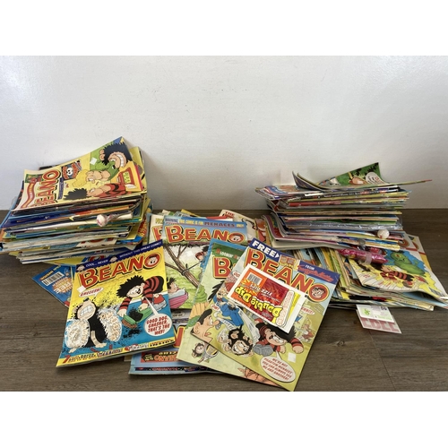 504 - A large collection of Beano comics