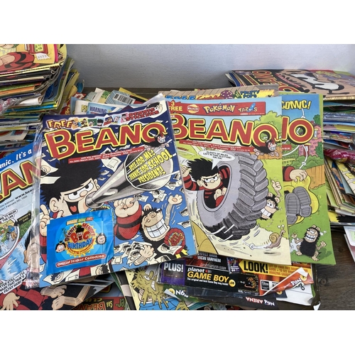 504 - A large collection of Beano comics