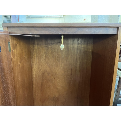 95 - A mid 20th century Meredew teak single wardrobe - approx. 154cm high x 61cm wide x 39cm deep