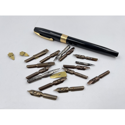 2194A - A Sheaffer fountain pen with 14ct gold nib