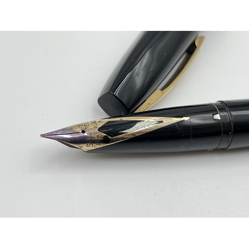 2194A - A Sheaffer fountain pen with 14ct gold nib