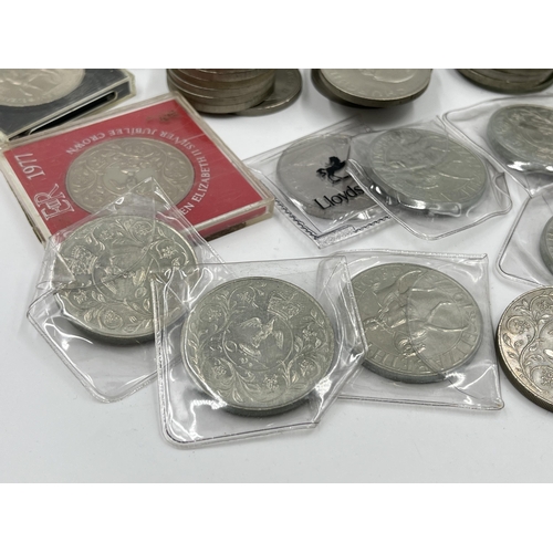 2211 - Approx. sixty-four British commemorative coins