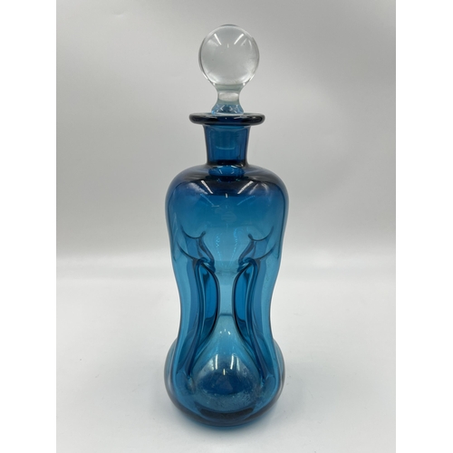 302 - A mid 20th century Holmegaard Kluk Kluk blue glass decanter - approx. 25cm high