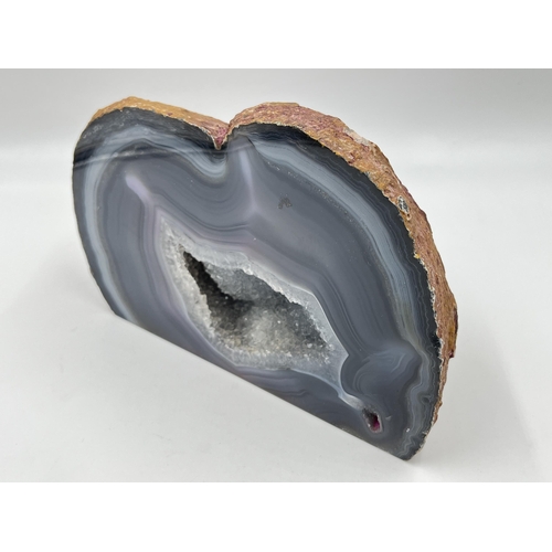 333 - A natural polish agate crystal geode rock - approx. 14cm high x 20cm wide