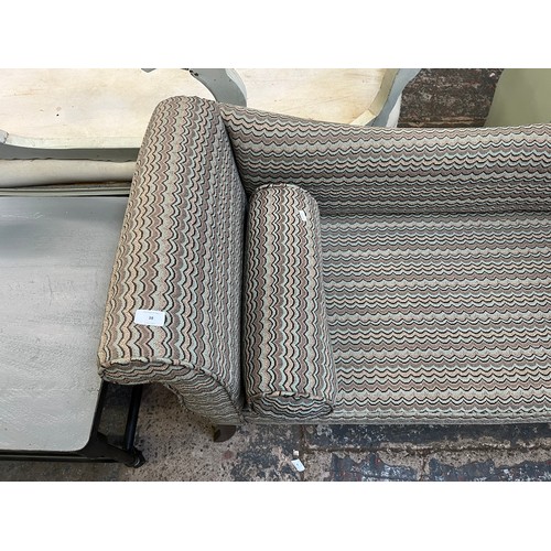 38 - A modern fabric upholstered chaise lounge - approx. 116cm high x 56cm wide x 160cm long