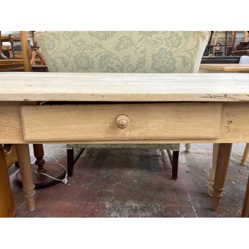 207A - A Victorian pine farmhouse dining table - approx. 74cm high x 68cm wide x 118cm long