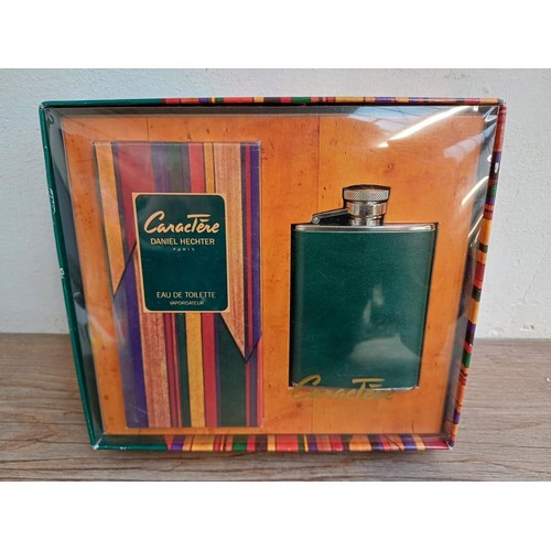 480A - A Daniel Hechter Caractère Men's 100ml Eau De Toilette and hip flask gift set