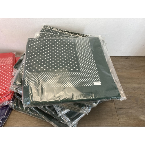 550 - A large collection of 100% cotton polka dot handkerchiefs