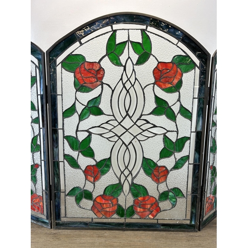 676 - A stained and leaded glass fire screen - approx. 71cm high x 100cm wide