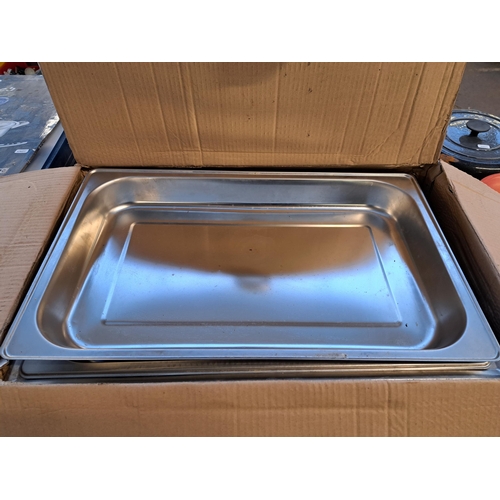 843 - Three items, two boxed SQ Professional 9L single compartment chafing dishes and one large lidded alu... 