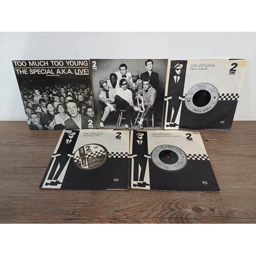 811 - Five The Specials/The Special A.K.A. 7