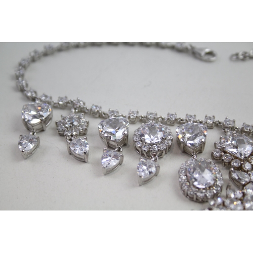 2162 - A .925 silver clear gemstone collar necklace - approx. gross weight 111g