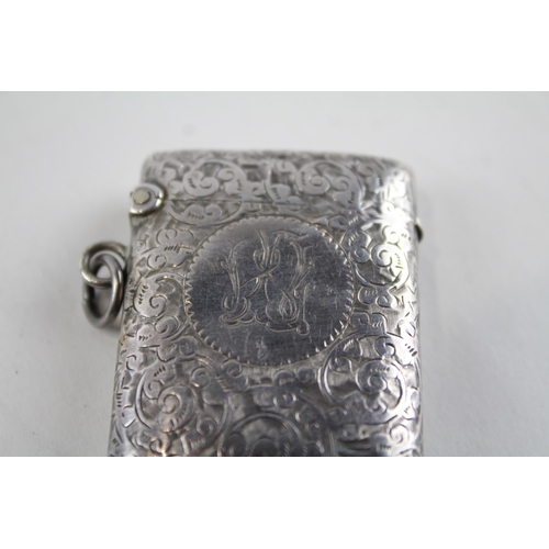 2203 - A Victorian hallmarked Birmingham sterling silver vesta case - approx. gross weight 23g