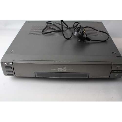 742 - A Sony EV-C2000E PAL Video Hi8/Video8 VCR